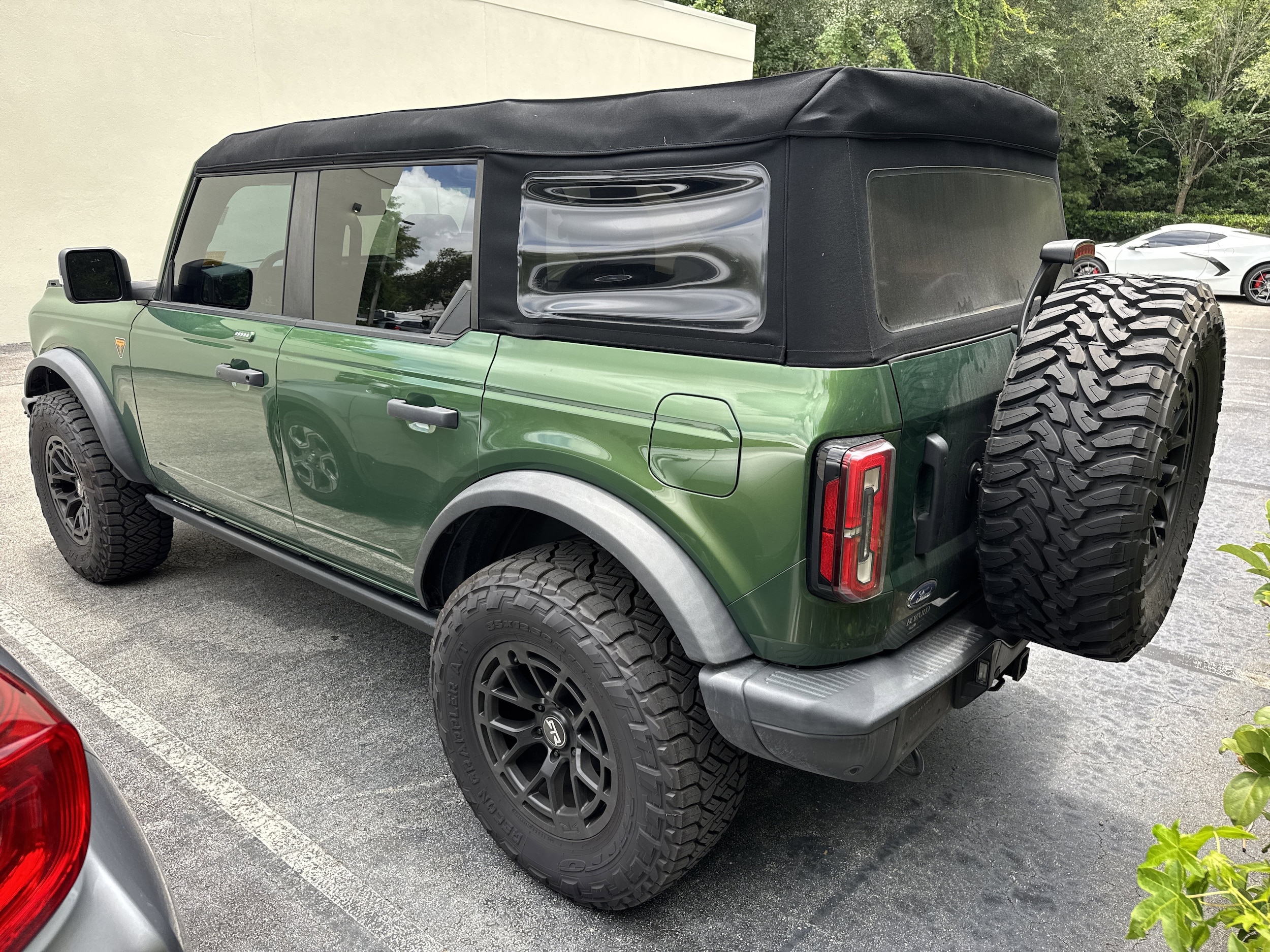ford bronco 4-door 2023 1FMEE5DP5PLB38259 image ford bronco 4-door 2023 1FMEE5DP5PLB38259 image